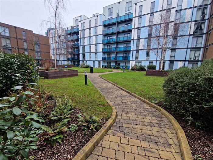 2 Bedroom Flat To Rent In Salk Close, London, NW9