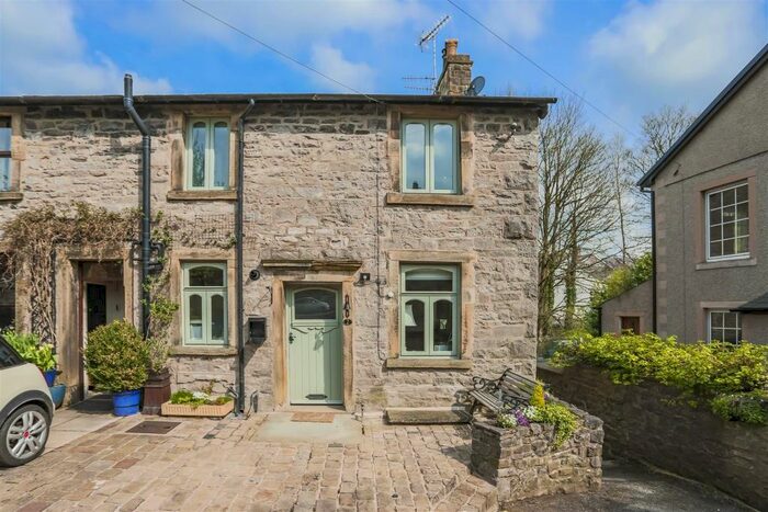 2 Bedroom Cottage To Rent In Ribblesdale Square, Chatburn, Clitheroe, BB7