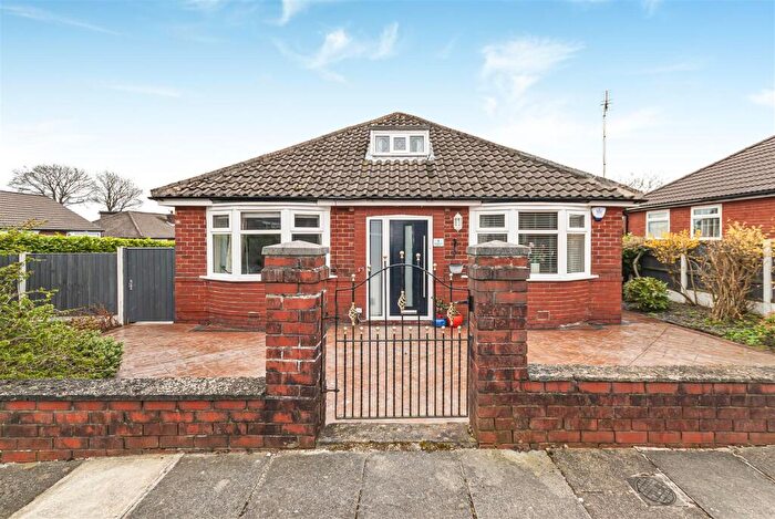 2 Bedroom Detached Bungalow For Sale In Thurlestone Avenue, Bolton, BL2