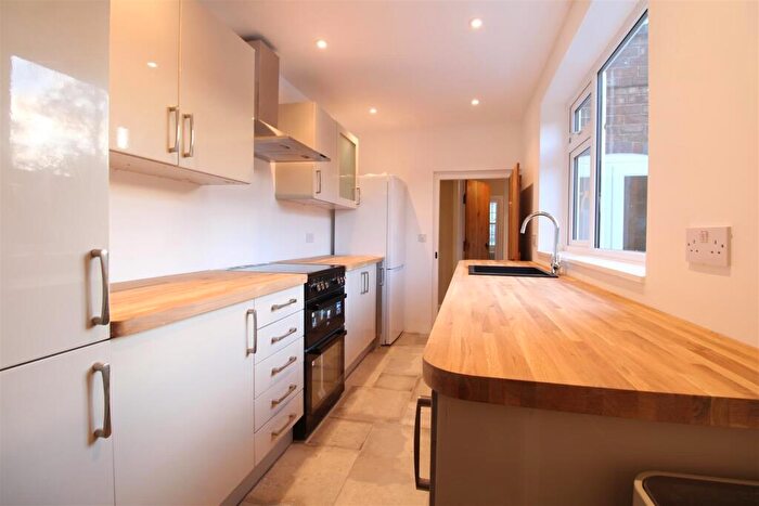 3 Bedroom End Of Terrace House For Sale In Enville Road, Kinver, DY7
