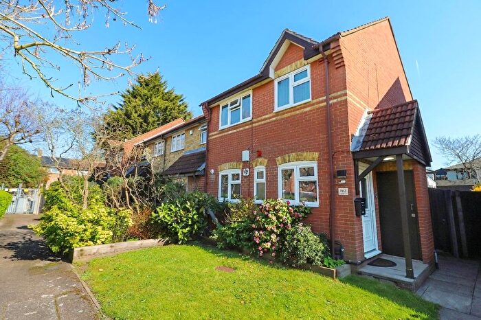 4 Bedroom End Of Terrace House For Sale In Lowdell Close, West Drayton, UB7