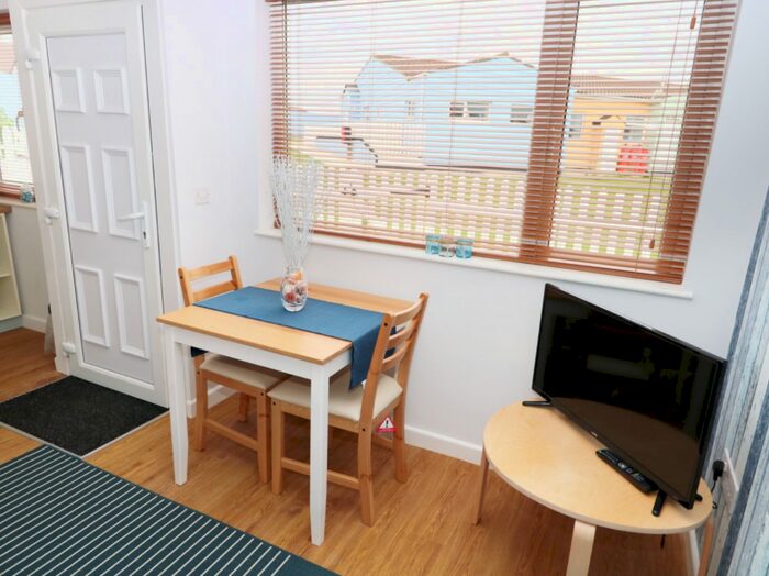 1 Bedroom Bungalow For Sale In Mundesley, Norwich NR11