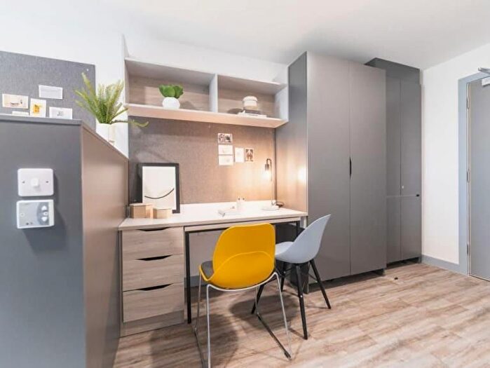 1 Bedroom Flat To Rent In Lancaster Street, Birmingham, B4