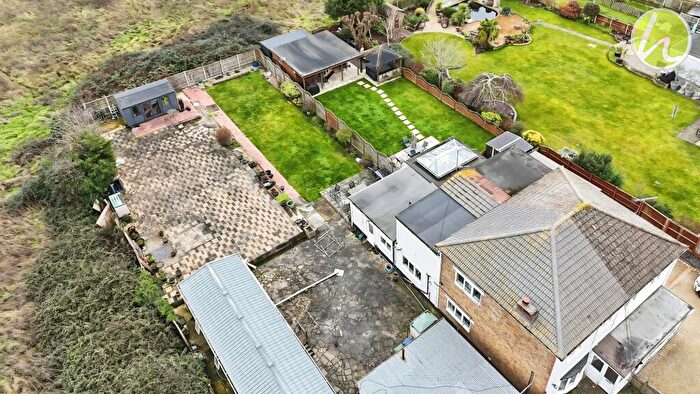 3 Bedroom Semi-Detached House For Sale In Southend Road, Fobbing, SS17