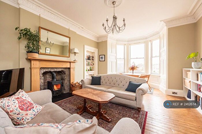 3 Bedroom Flat To Rent In Findhorn Place, Edinburgh, EH9