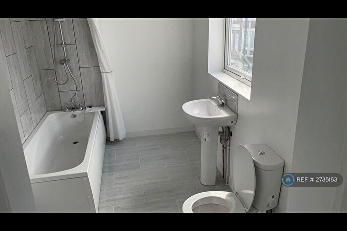 4 Bedroom End Of Terrace House To Rent In Ash Grove, Wallsend, NE28