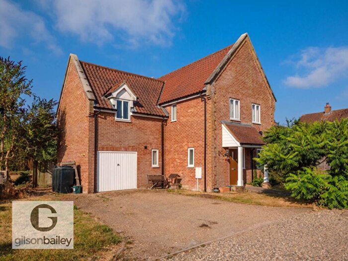 4 Bedroom Detached House For Sale In Prospect Close, Freethorpe, NR13