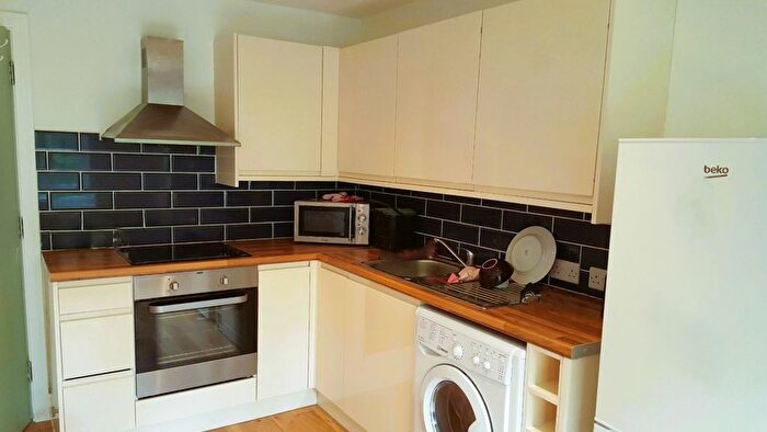 1 Bedroom Flat To Rent In Maltby Drive, London, EN1