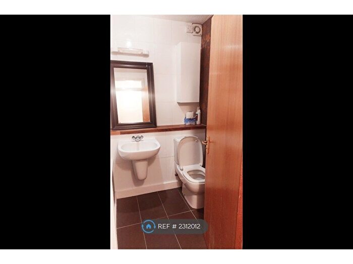 1 Bedroom Flat To Rent In Melford Court, Sutton, SM2