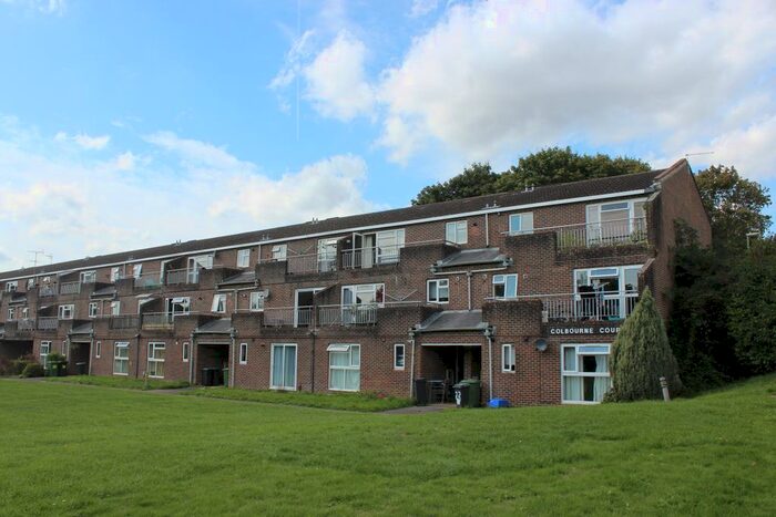 2 Bedroom Flat To Rent In Colbourne Court, Oglander Road, Winchester, SO23