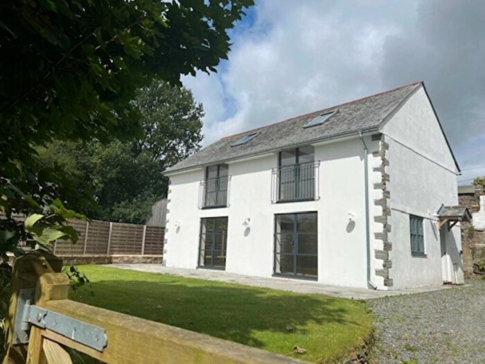 3 Bedroom Detached House To Rent In Stable Cottage, Harewood, PL18