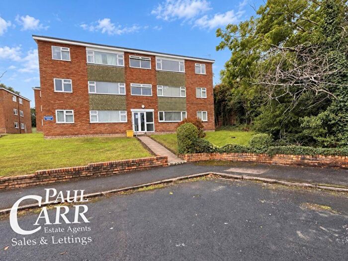 2 Bedroom Flat For Sale In Cotswold Court, Hill Village Road, Four Oaks, B75