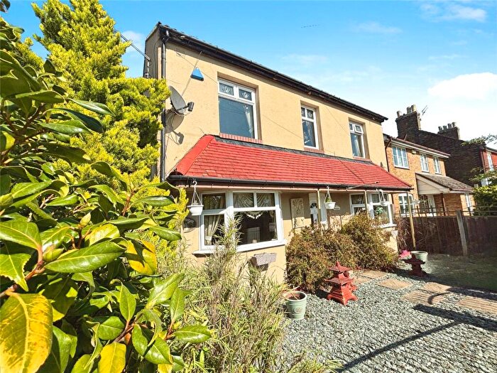 4 Bedroom Detached House For Sale In Keycol Hill, Newington, Sittingbourne, Kent, ME9