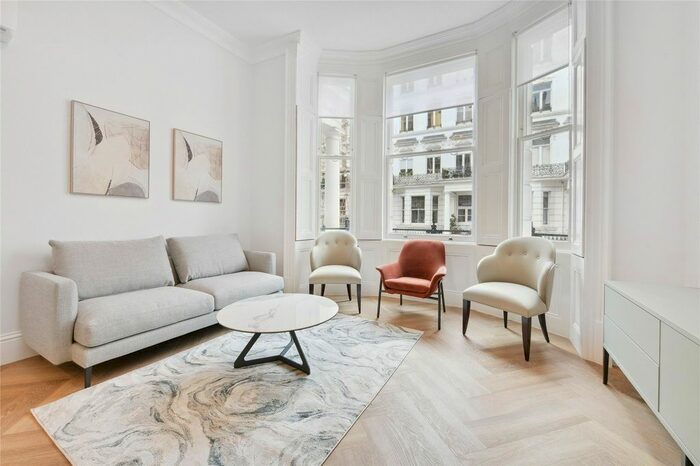 2 Bedroom Flat To Rent In Trebovir Road, Earls Court, SW5