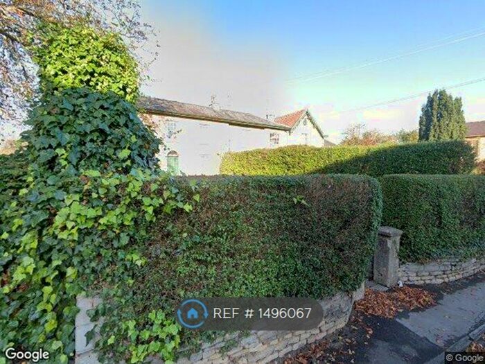 1 Bedroom Flat To Rent In Lowbourne, Melksham, SN12