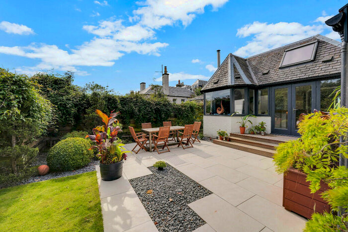 4 Bedroom Terraced House For Sale In Main Road, Fenwick, KA3