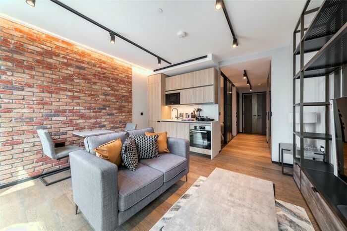 Apartment To Rent In Hewett Street, London, EC2A