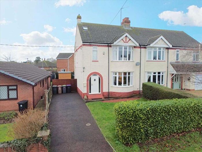 3 Bedroom Semi Detached House For Sale In Washdyke Lane, Leasingham, NG34