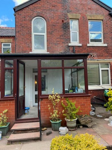 4 Bedroom Detached House To Rent In Halifax Road, Rochdale, OL16