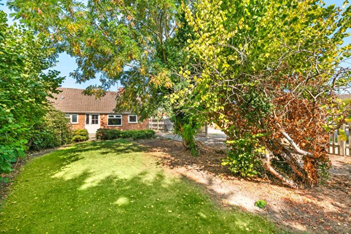 3 Bedroom Detached Bungalow For Sale In Harmar Close, Wokingham, RG40