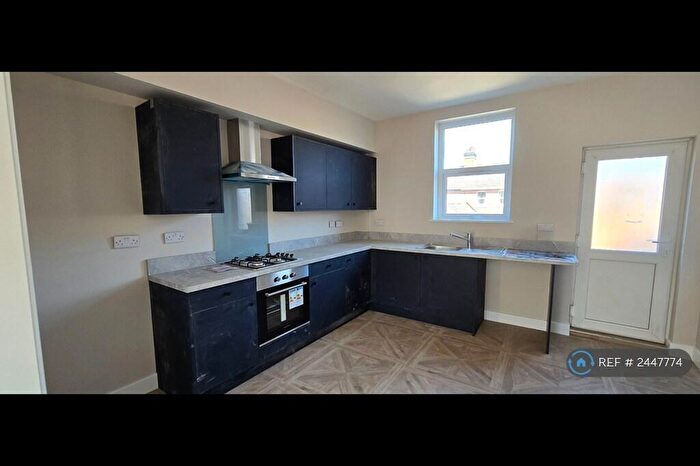 3 Bedroom Terraced House To Rent In Duncan Street, Brinsworth, Rotherham, S60