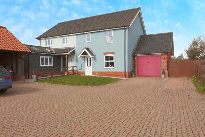 3 Bedroom Semi-Detached House For Sale In Chambers Close, Bedfield, Woodbridge, IP13