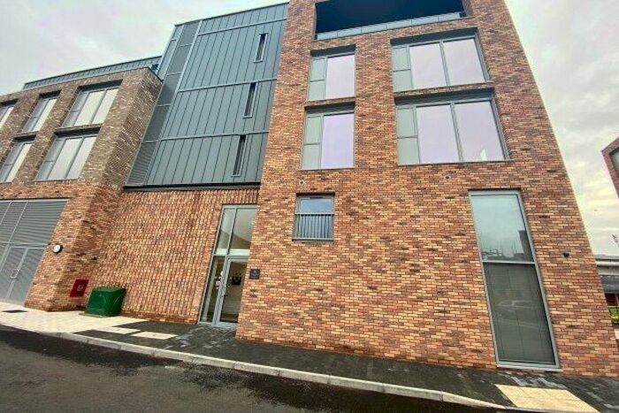 1 Bedroom Flat To Rent In Trent Bridge View, Nottingham, NG2