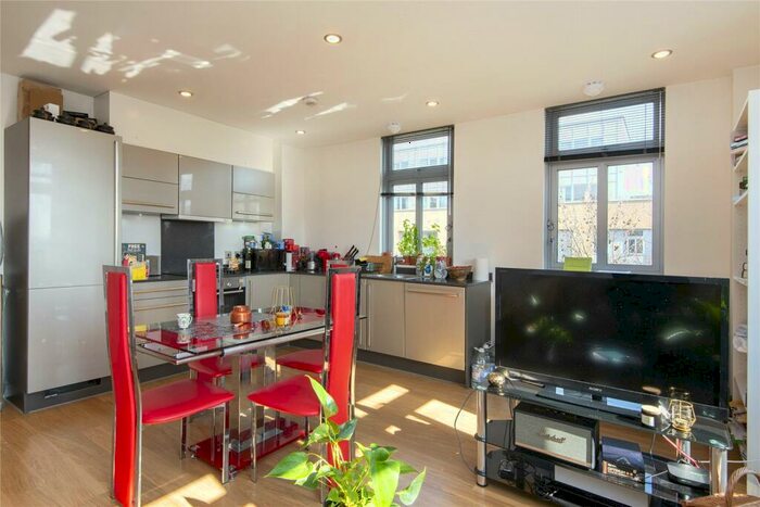 1 Bedroom Flat To Rent In Caspian Apartments, Salton Square, E14