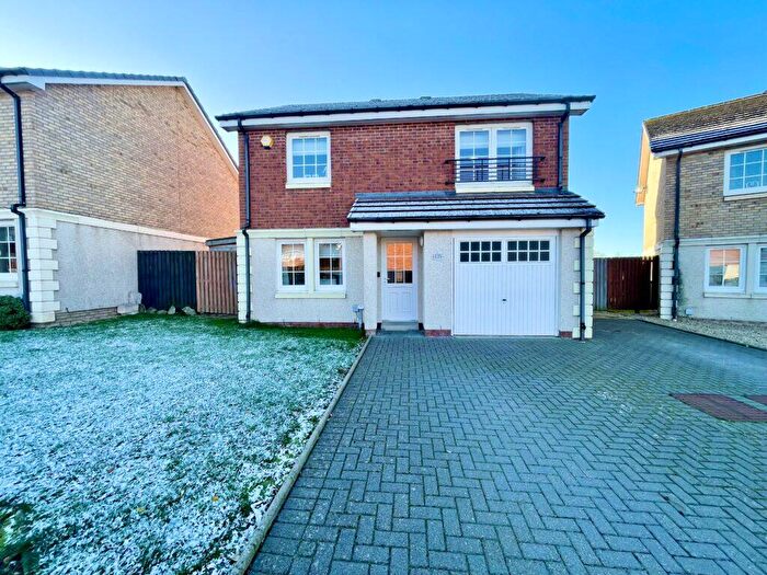3 Bedroom Detached Villa For Sale In Bell Quadrant, Carfin, Motherwell, ML1