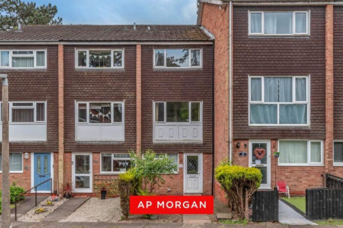 4 Bedroom Terraced House For Sale In Hillside, Southcrest, Redditch, B98