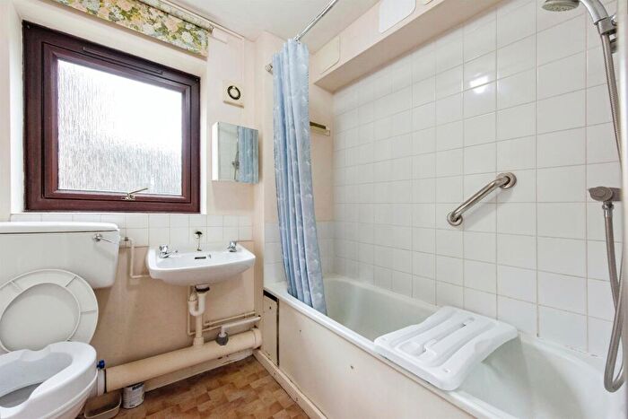 2 Bedroom Flat For Sale In Nowton Road, Bury St. Edmunds, IP33