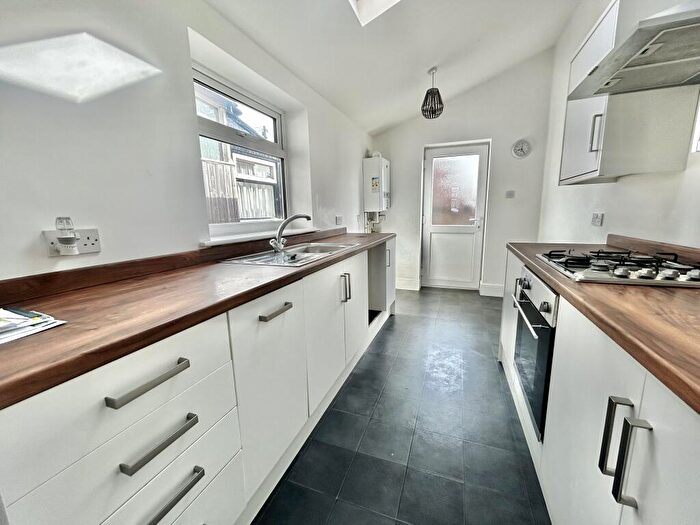 3 Bedroom House To Rent In Avenue Grove, Harrogate, HG2
