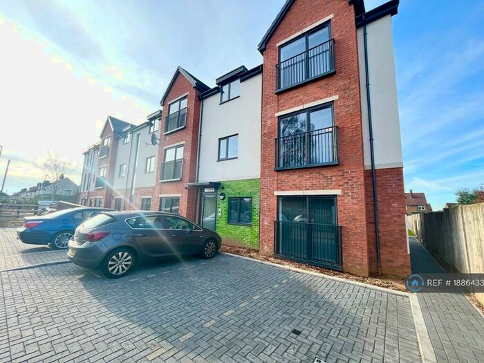 1 Bedroom Flat To Rent In Central Avenue, Lutterworth, LE17