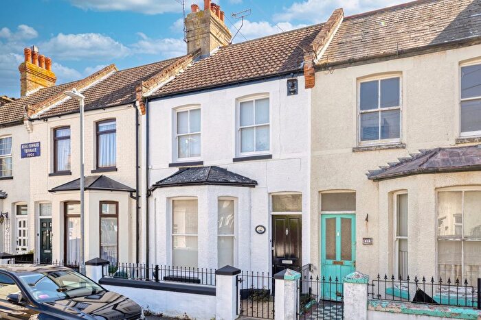 2 Bedroom Terraced House For Sale In Clarendon Road, Broadstairs, Kent, CT10