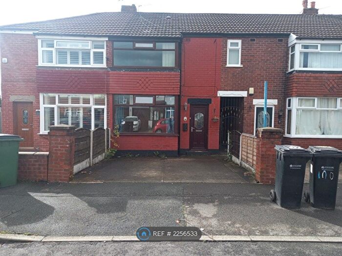 2 Bedroom Terraced House To Rent In Somerford Road, Stockport, SK5