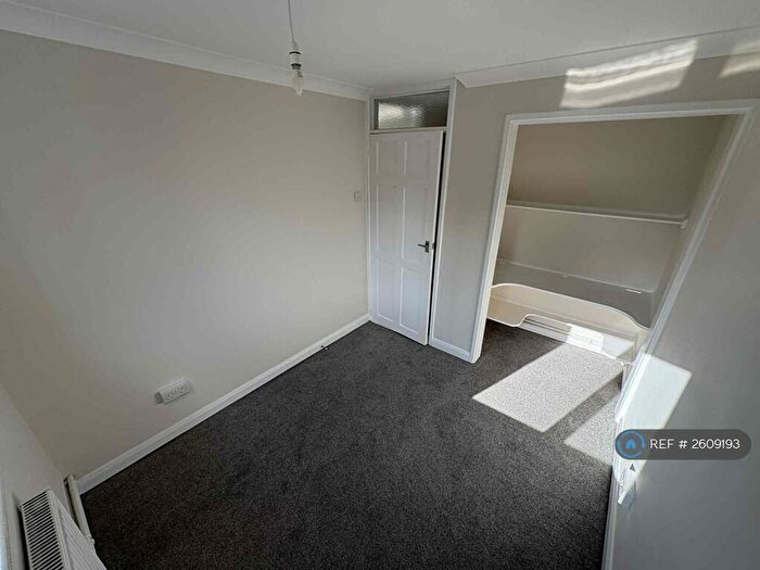 3 Bedroom Flat To Rent In Homer Close, Gosport, PO13