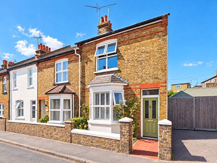 3 Bedroom End Of Terrace House For Sale In Livingstone Road, Broadstairs, CT10