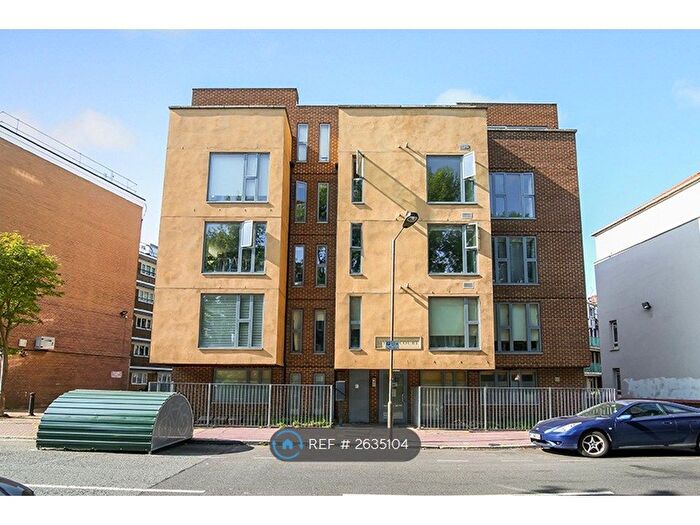 1 Bedroom Flat To Rent In Myles Court, London, SE16