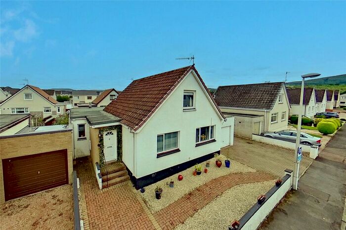 3 Bedroom Detached House For Sale In Durley Dene Crescent, Bridge Of Earn, Perth, PH2