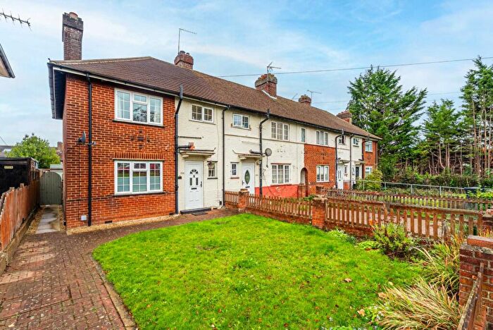 3 Bedroom End Of Terrace House For Sale In High Street, London Colney, St. Albans, Hertfordshire, AL2