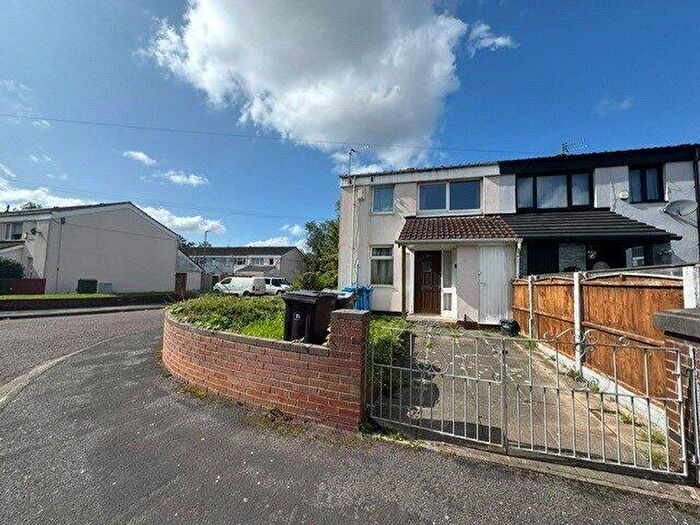 3 Bedroom End Of Terrace House For Sale In Dannette Hey, Liverpool, Merseyside, L28