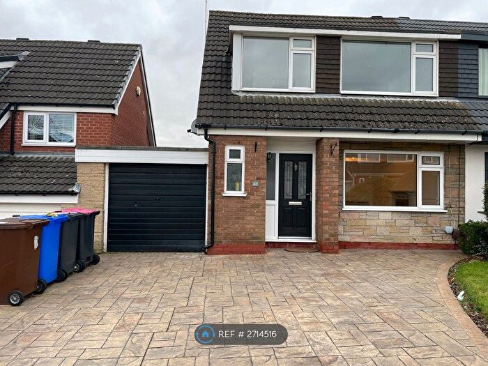 3 Bedroom Semi-Detached House To Rent In Birchfield Drive, Worsley, Manchester, M28