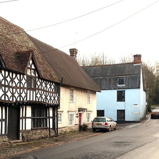 4 Bedroom Semi Detached House For Sale In High Street, Potterne, Devizes, SN10