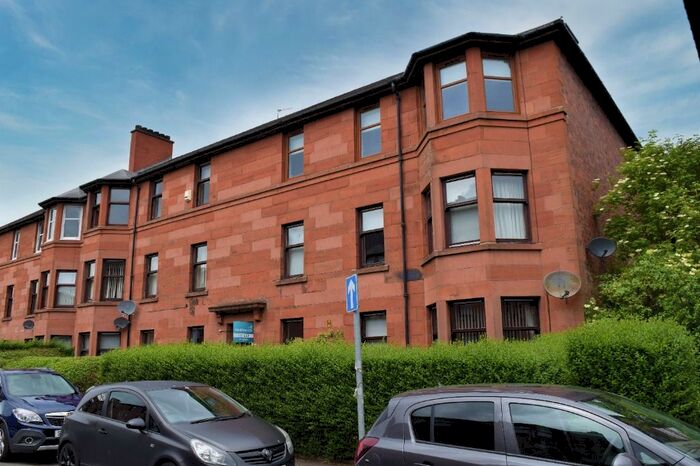 3 Bedroom Flat To Rent In Ruel Street, Cathcart, Glasgow, G44