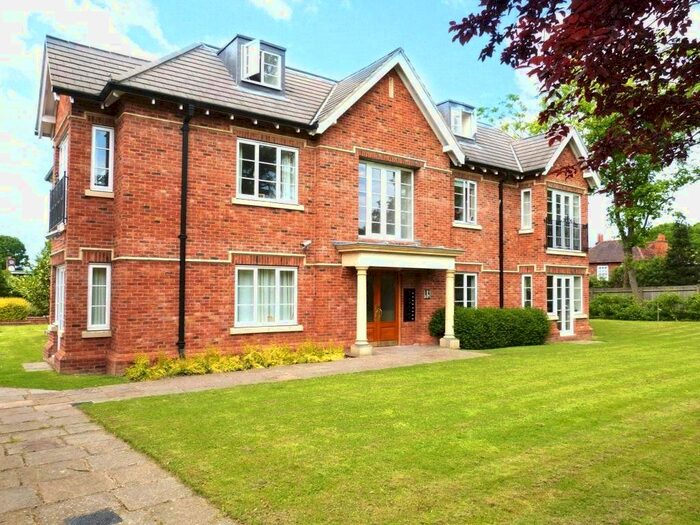 2 Bedroom Flat To Rent In Christine Ingram Gardens, Bracknell, Berkshire, RG42