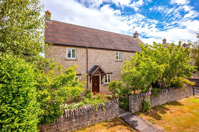 4 Bedroom Detached House For Sale In Broad Lane, Evenley, Northamptonshire, NN13