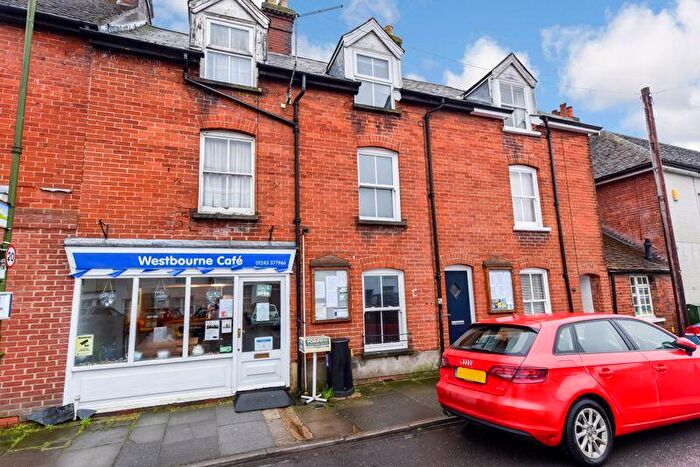 4 Bedroom Terraced House For Sale In The Square, Westbourne, PO10