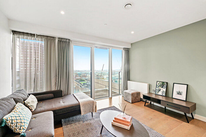 2 Bedroom Apartment To Rent In Mawes House, SE17