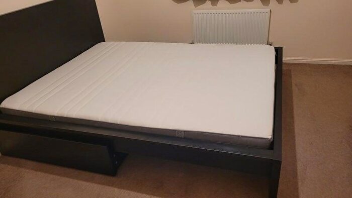 2 Bedroom House To Rent In Bakers Ground, Bristol, BS34