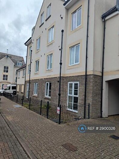 2 Bedroom Flat To Rent In Kingswood, Bristol, BS15